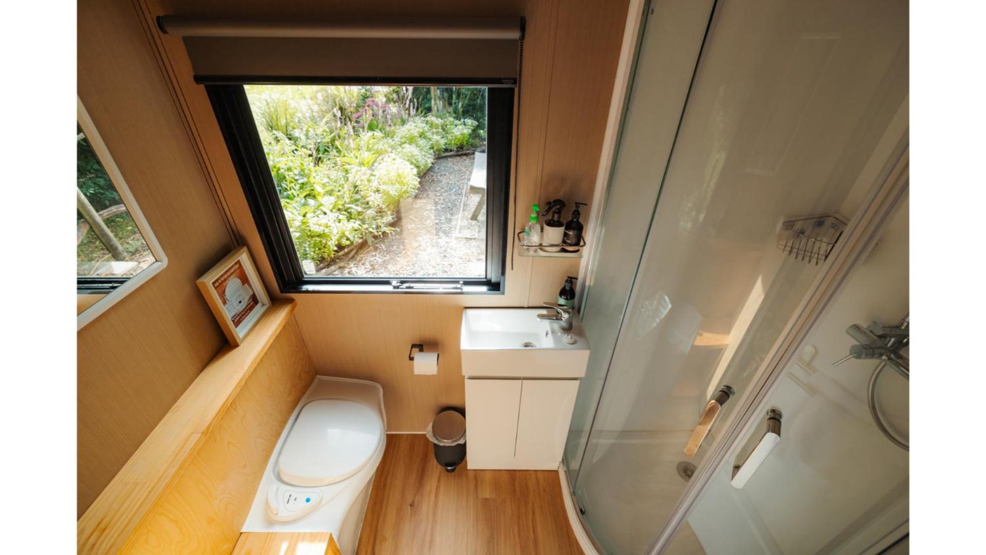 Owaka Pekapeka Tiny House By Tiny Awayヴィラ エクステリア 写真